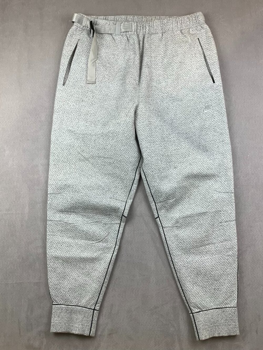 Nike Tech Pack Mens Sweatpants Medium Gray Forward Therma-FIT ADV Joggers 28"